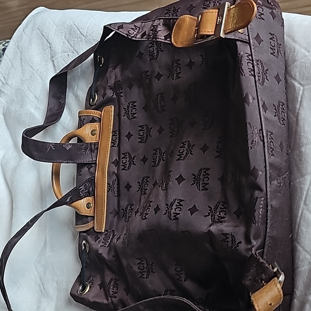 MCM BACKPACK - Picture 5 of 17